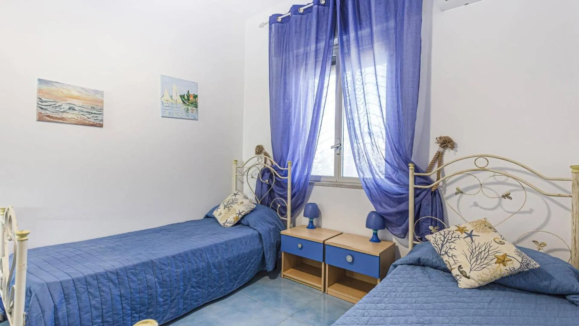 Villa Nautilus By Villa Plus Santa Maria Del Focallo Italy
